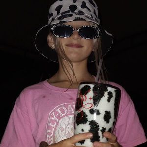 Meet your Posher, 2fabfarmgurlz